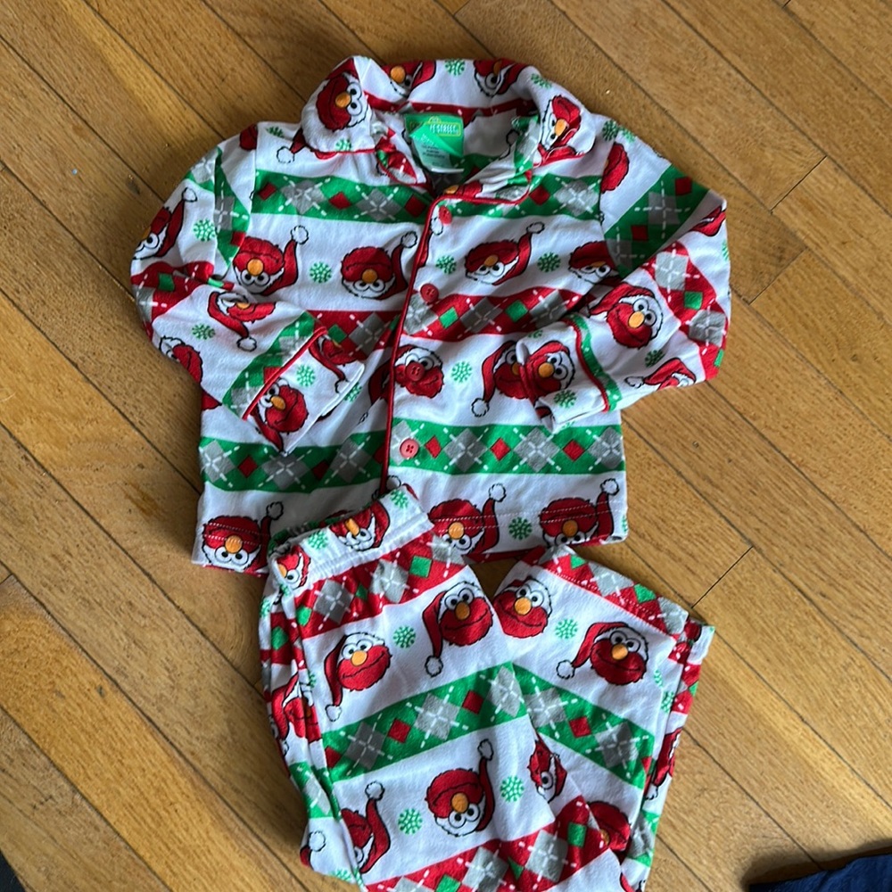 Elmo Christmas pajamas